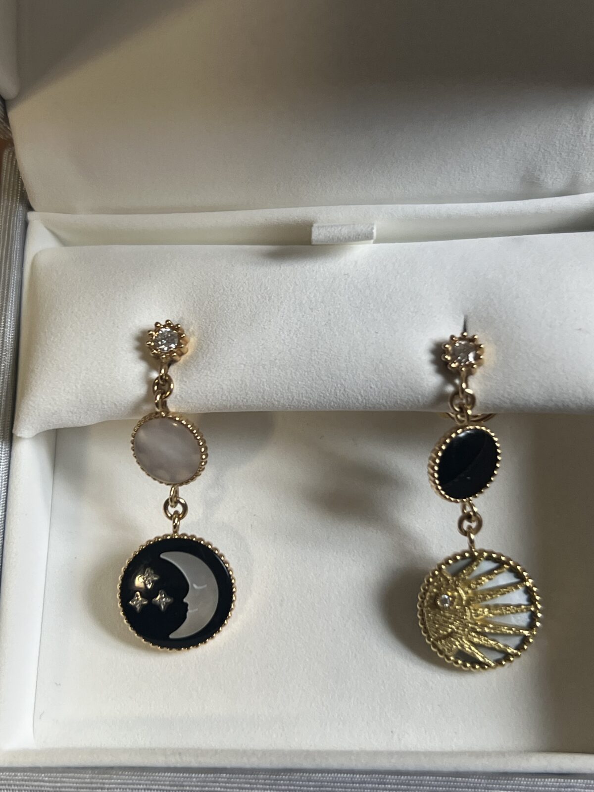 Boucles d'oreilles Dior – Image 2