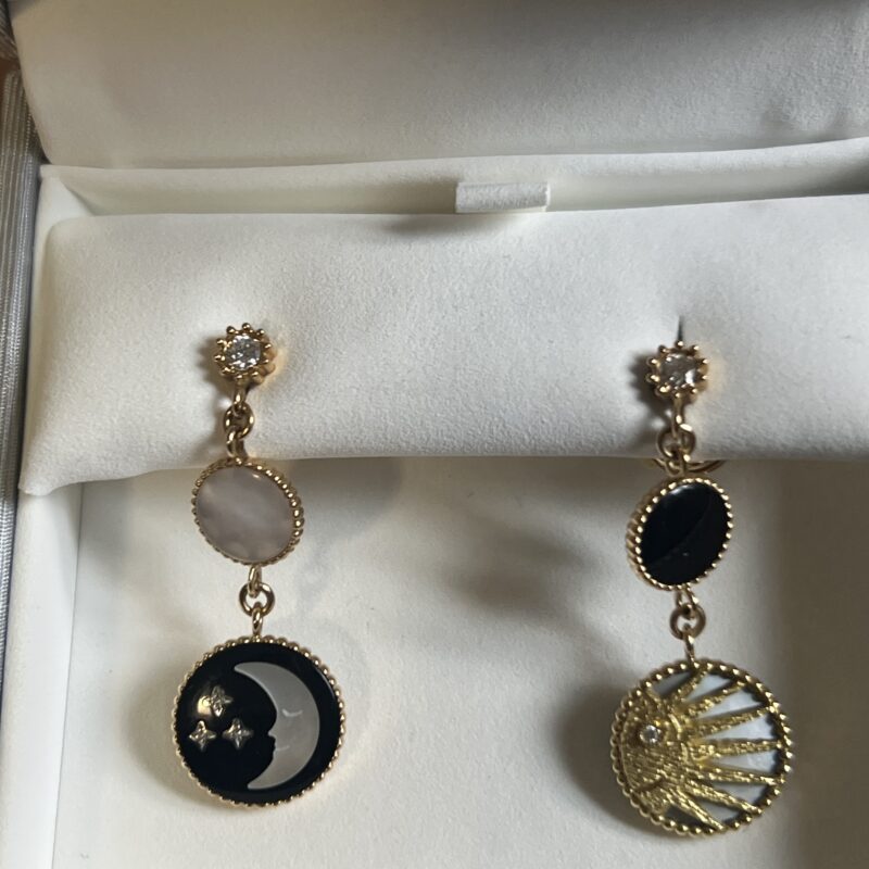 Boucles d’oreilles Dior, Excellent état, vue 2