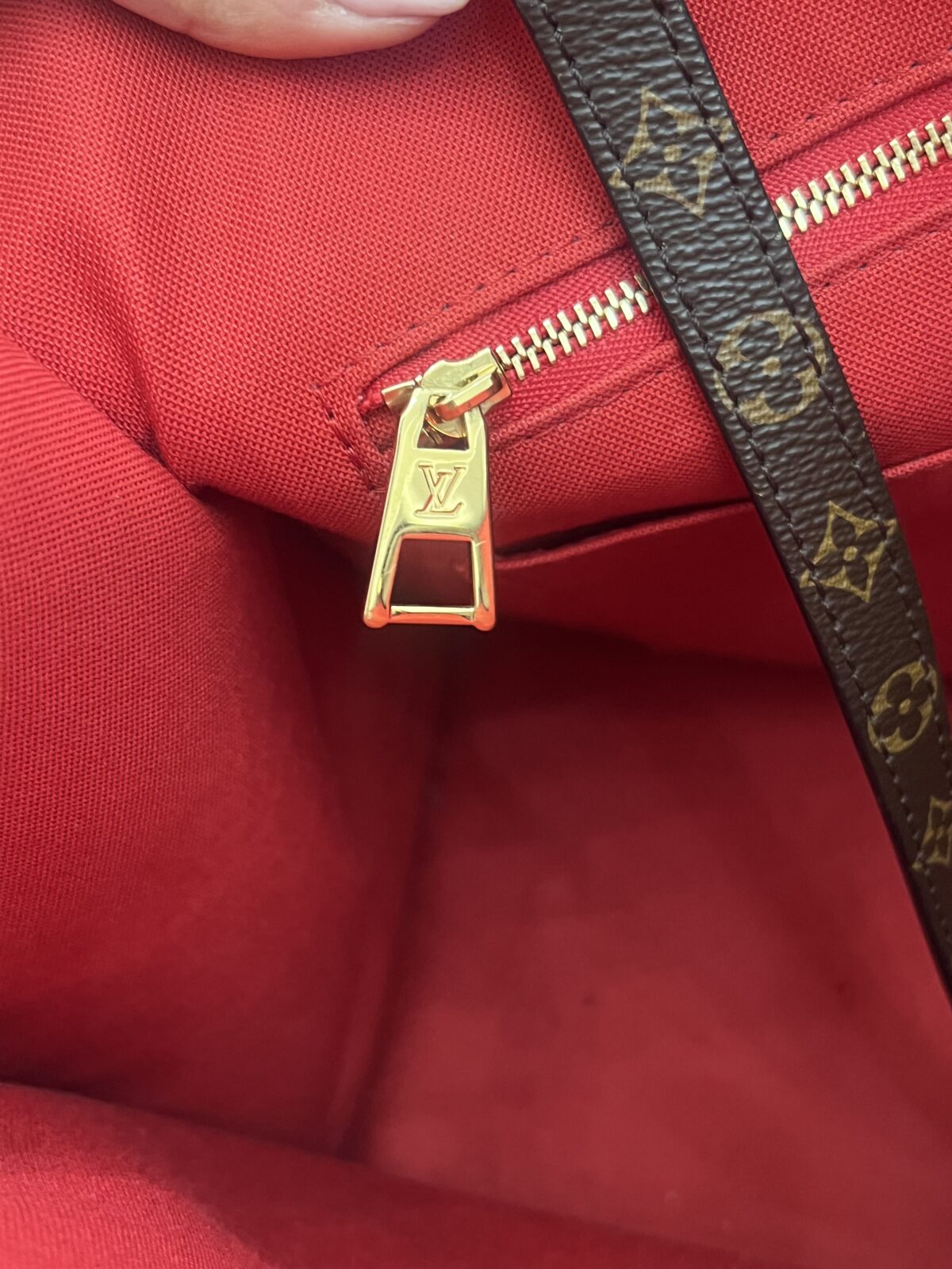 Cabas OnTheGo Louis Vuitton – Image 11