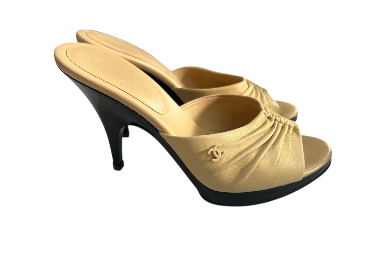 Sandales à talon Chanel – Image 2