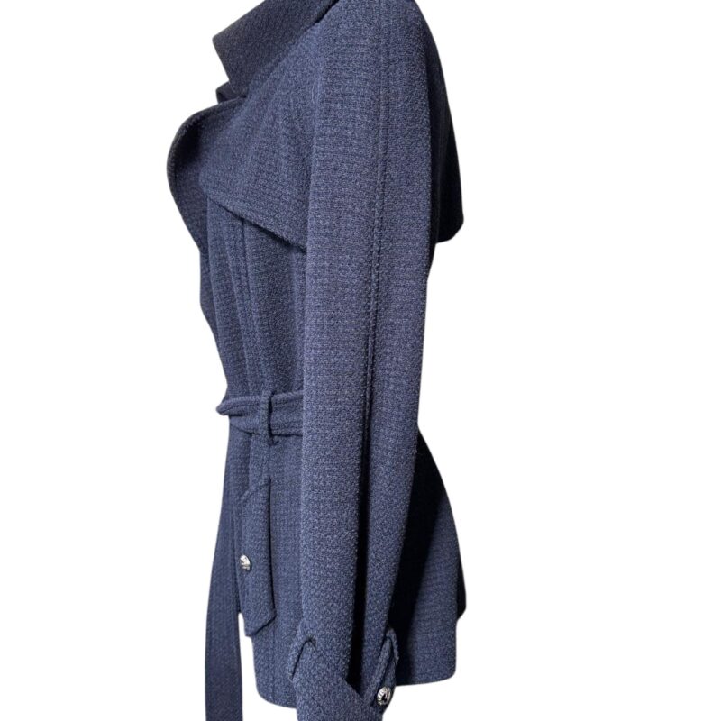 Veste Chanel, Excellent état, taille 44, vue 2
