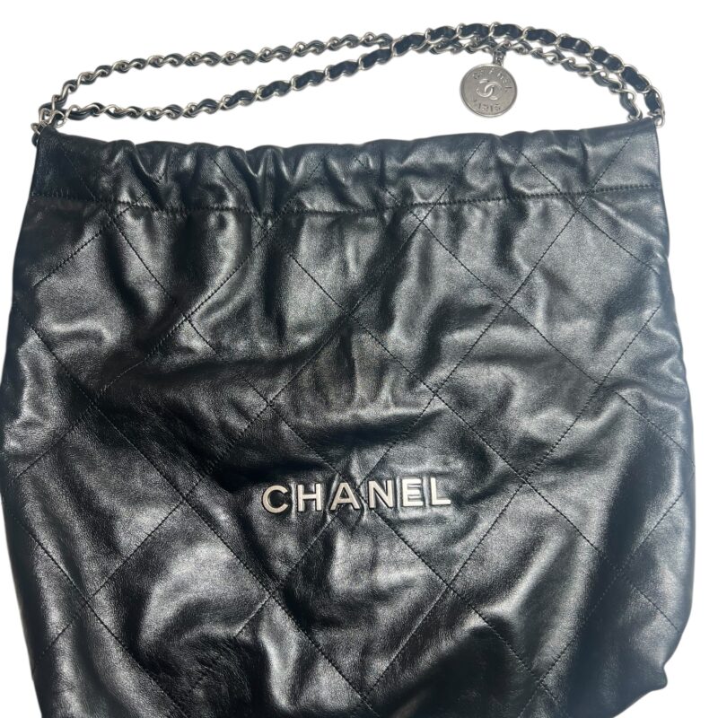 Sac Chanel 22, Excellent état