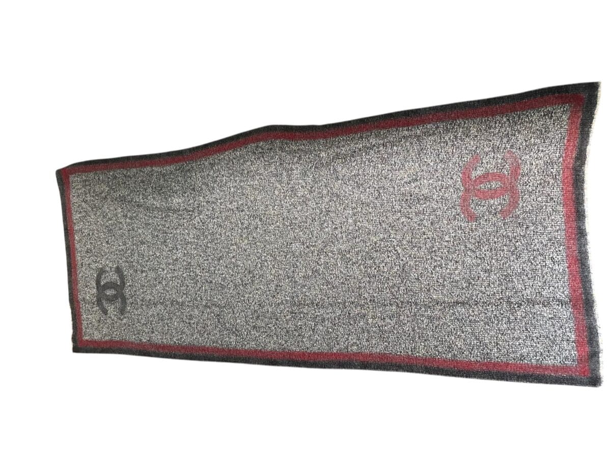 Echarpe Chanel - seconde main BLUXE Geneve