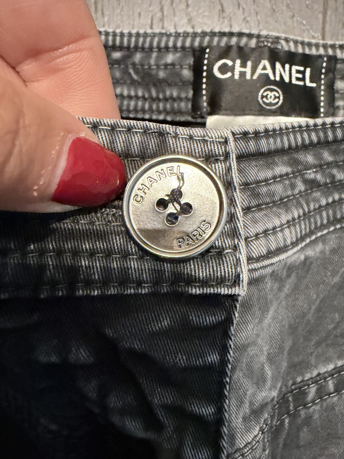 Jean Chanel, Excellent état