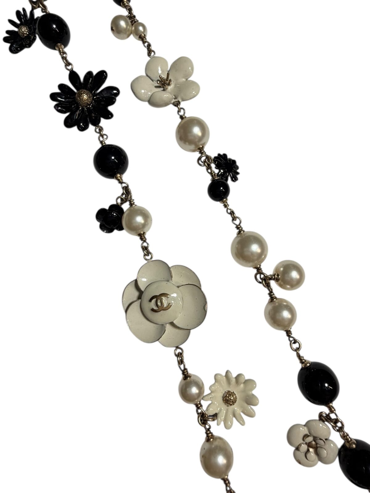 Sautoir Chanel - seconde main BLUXE Geneve