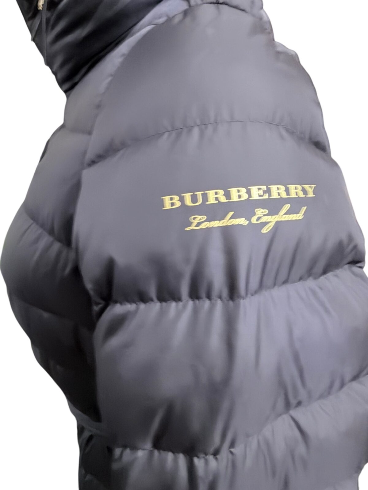Doudoune Burberry - seconde main BLUXE Geneve
