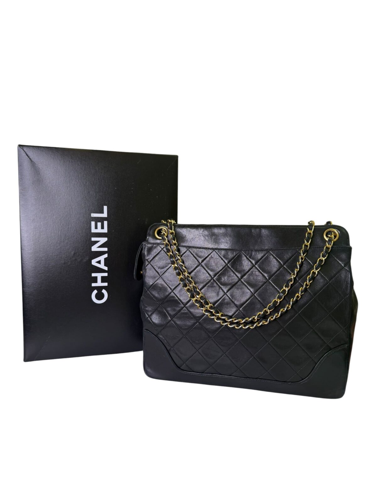 Sac Chanel vintage, Très bon état