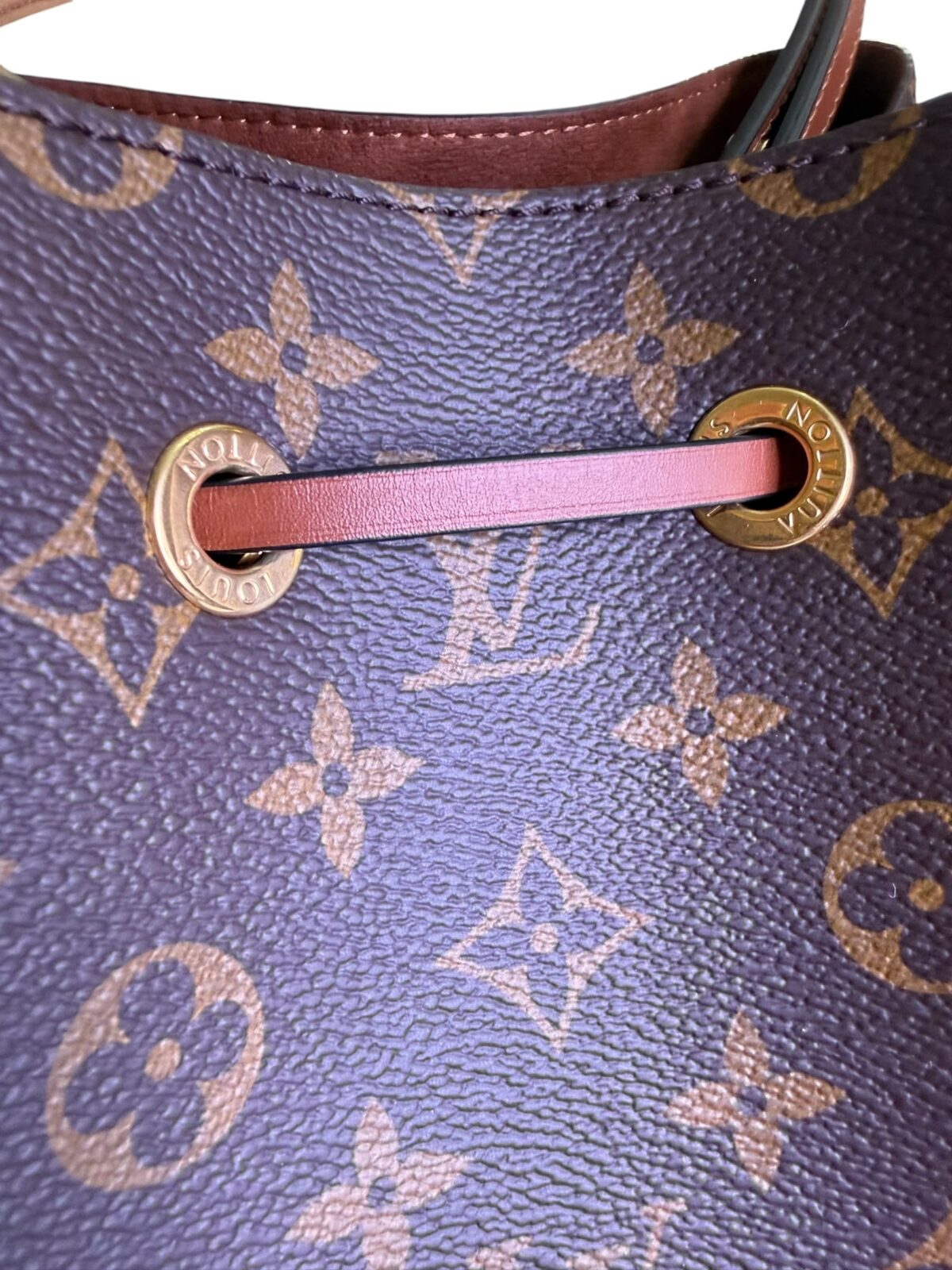 Sac Louis Vuitton NéoNoé, Excellent état