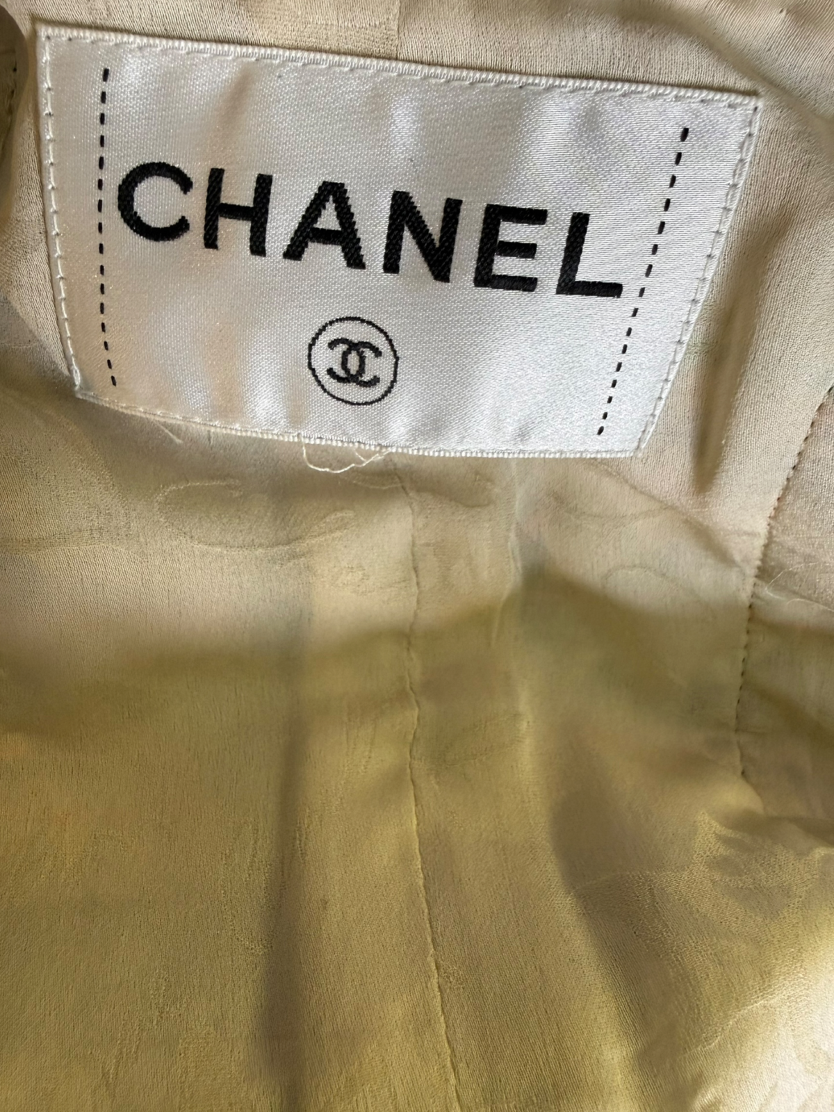 Veste Chanel, Excellent état