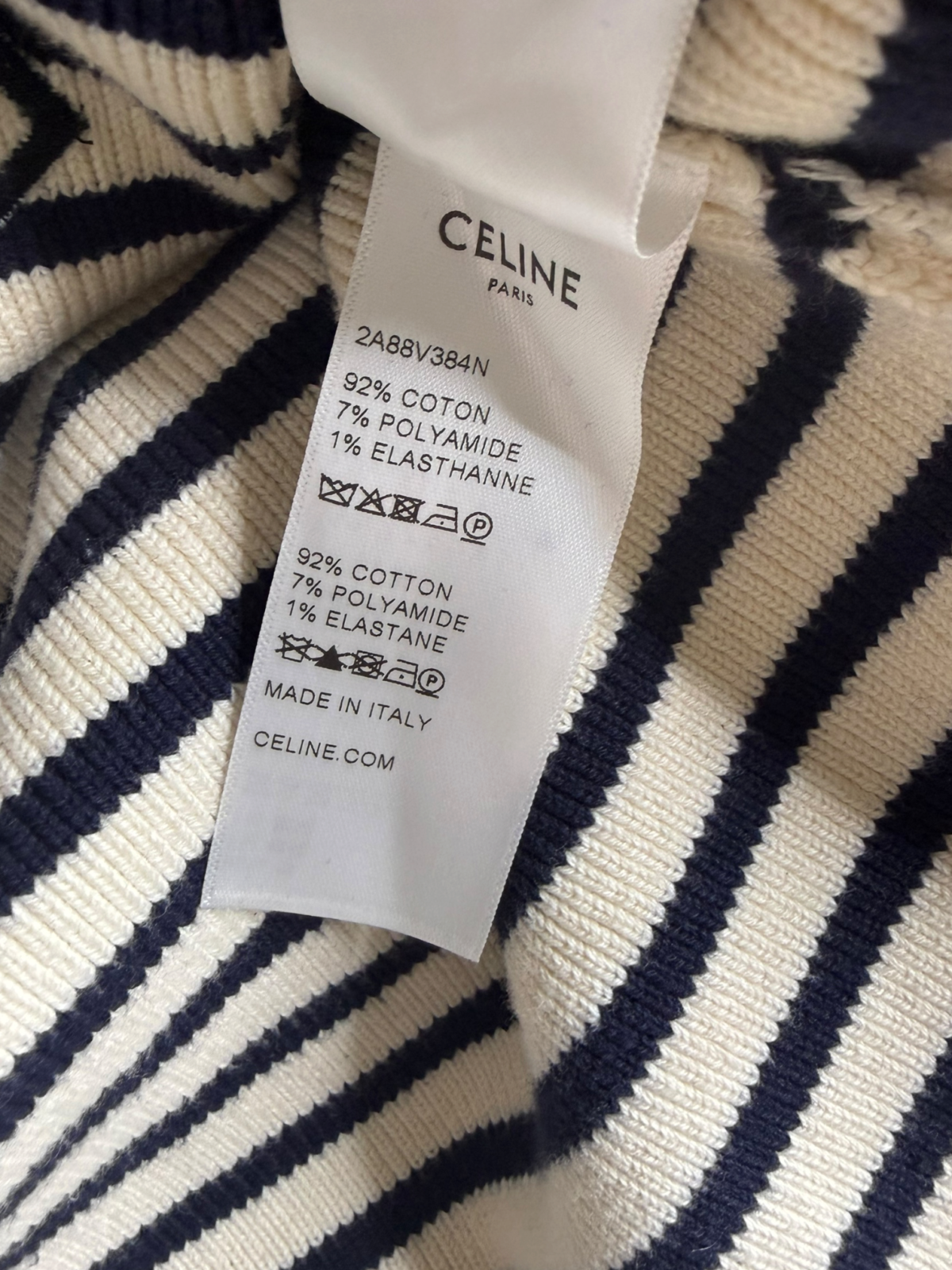 Pull Céline