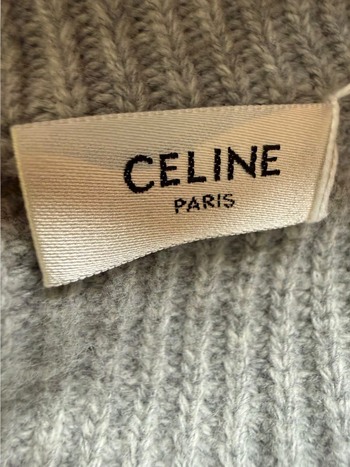 Pull Céline, Excellent état