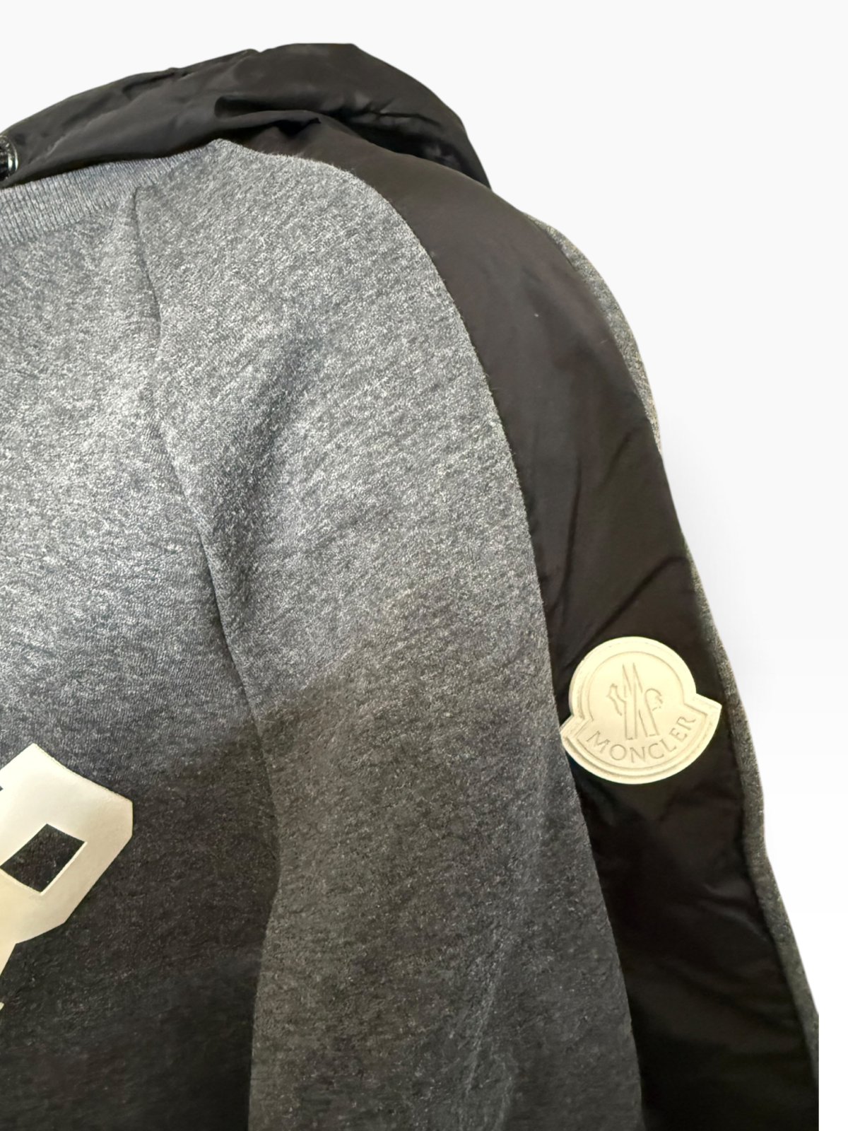 Pull Moncler, Excellent état