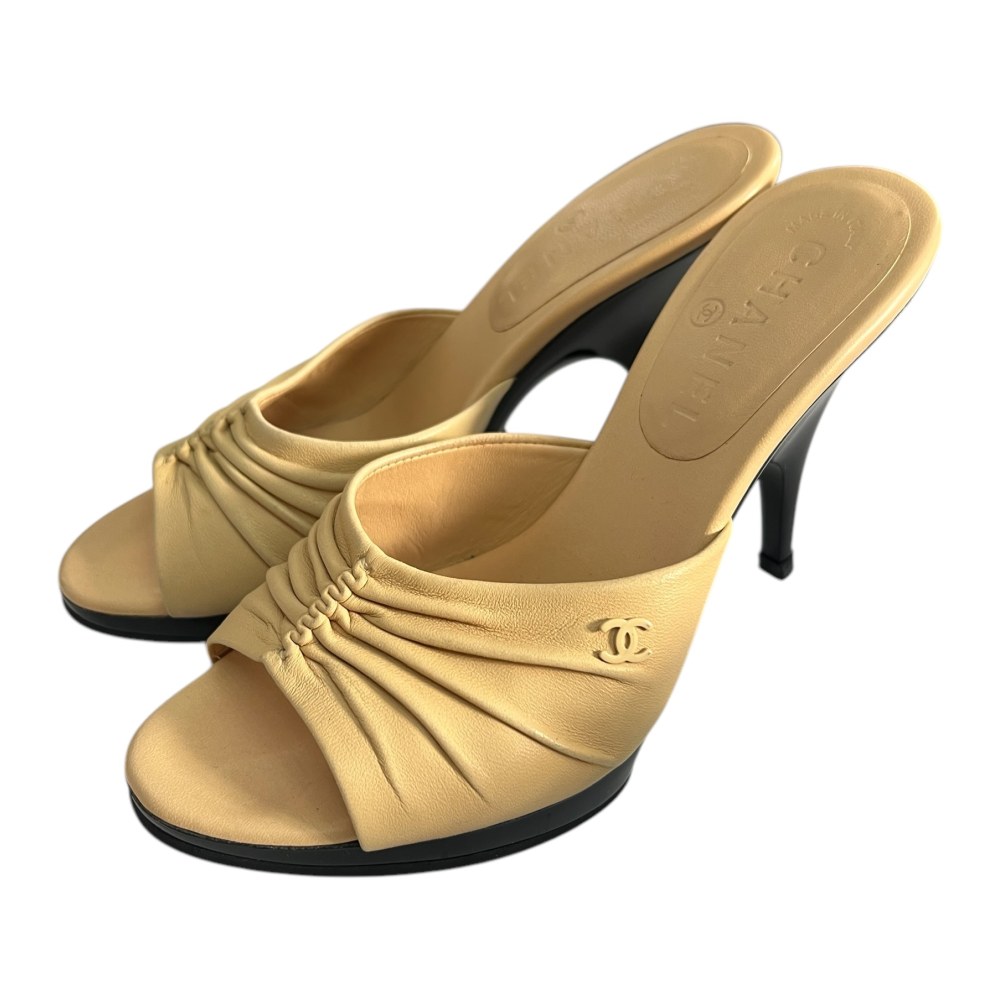 Sandales à talon Chanel