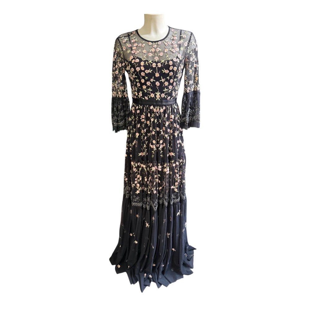 Robe Needle & Thread